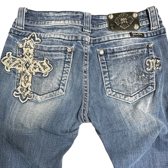 MIss Me Buckle Easy Boot cross embellished jeans 27 - Picture 5 of 10